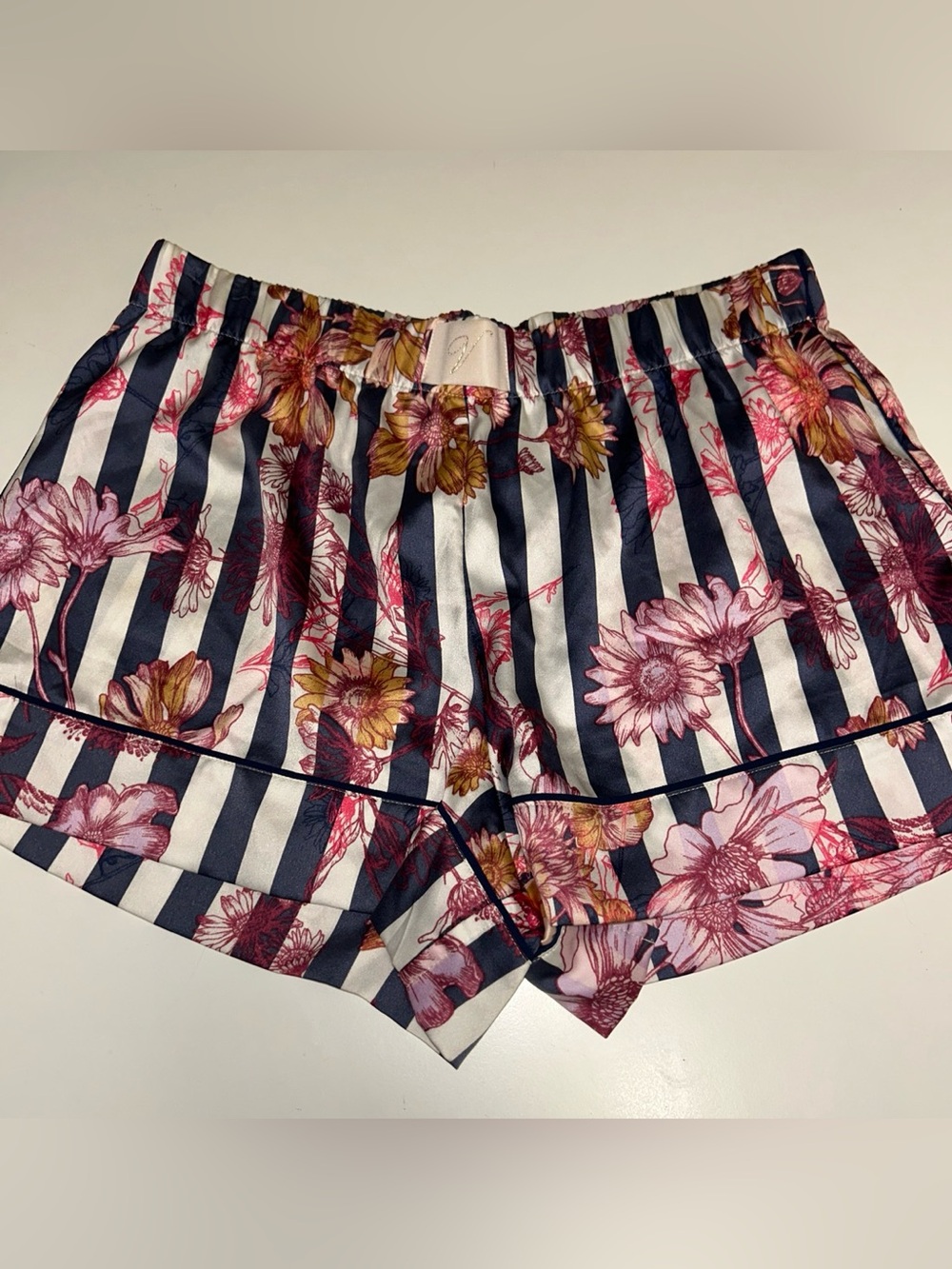 Victoria's Secret PINK floral silky satin pajama lounge shorts size Small NWOT
